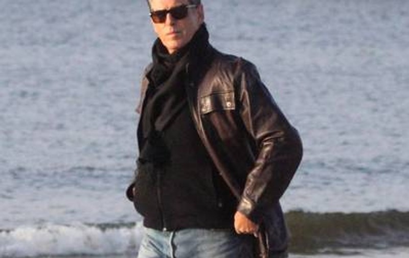 S-a descoperit gena care ne face să semănăm cu Pierce Brosnan