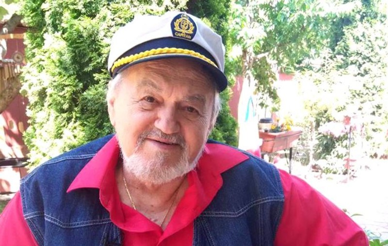 Cântărețul Alexandru Jula, dus în stare gravă la spital. Interpretul ar fi suferit un accident vascular
