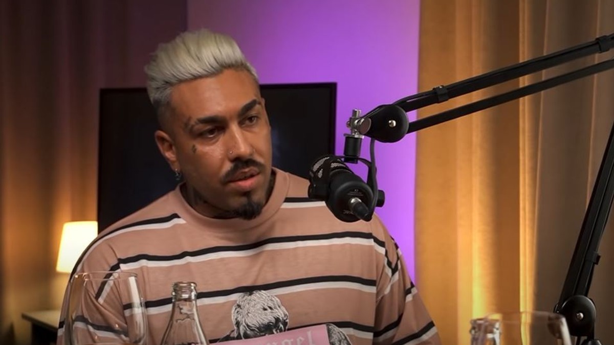 Alex Velea podcast