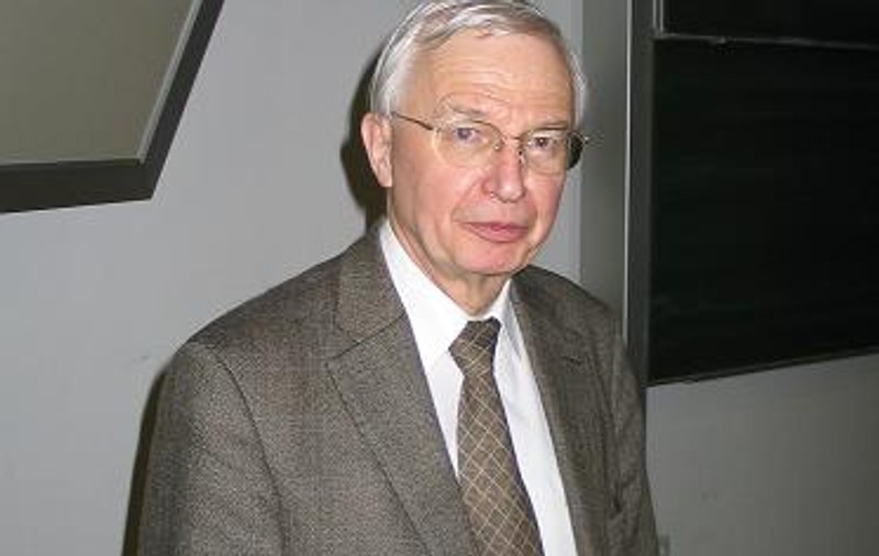 TVR Info: Interviu cu un laureat Nobel, care i-a fost mentor ministrului educaţiei, Daniel Funeriu