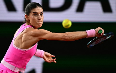 Sorana Cîrstea, victorie fabuloasă cu Solana Sierra, în turul 3 la Roland Garros. Românca a câștigat ambele seturi cu 6-0