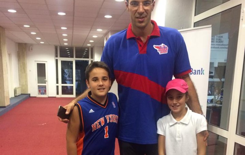 Virgil Stănescu, model pentru doi viitori campioni ai României