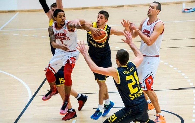 Baschet, Final Four-ul Cupei. U Cluj - CSU Oradea, luni, în ultimul act