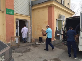 4,5 tone de alimente și medicamente au ajuns din România în Ivano-Frankivsk