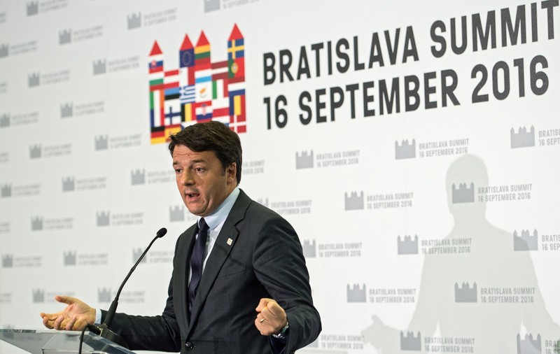 Summitul de la Bratislava| Premierul Matteo Renzi a criticat-o dur pe Angela Mekel, fiind nemulțumit de concluziile reuniunii