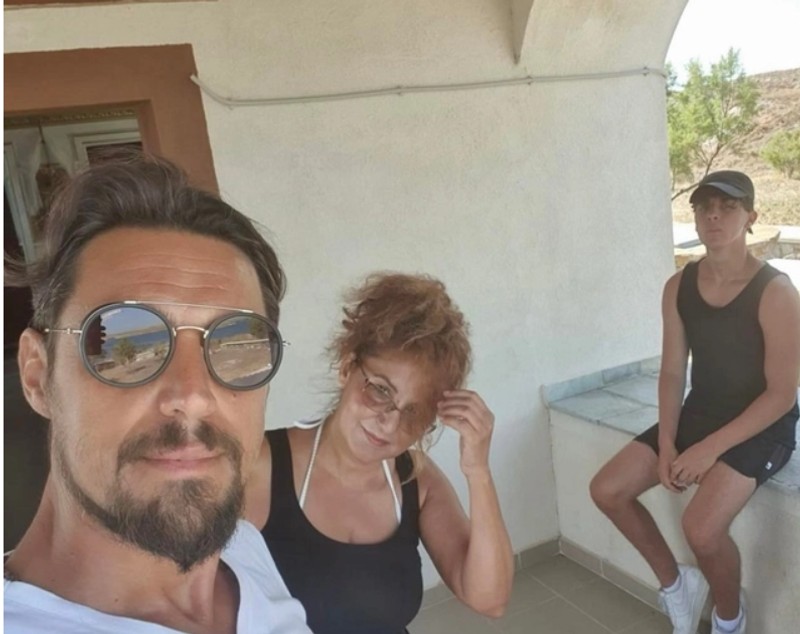 Daniel Pavel de la „Survivor România”, în vacanță cu mama băiatului său. „Am fost plecat și cu familia”