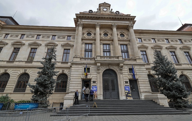 BNR a aprobat achiziția Porsche Bank de către Dan Ostahie, proprietarul Altex. Noul nume al instituției financiare