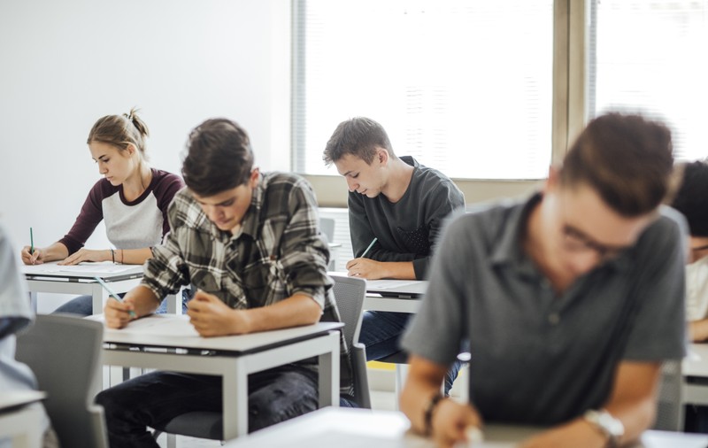 Subiecte informatică simulare Bacalaureat 2023. Ce au avut elevii de rezolvat
