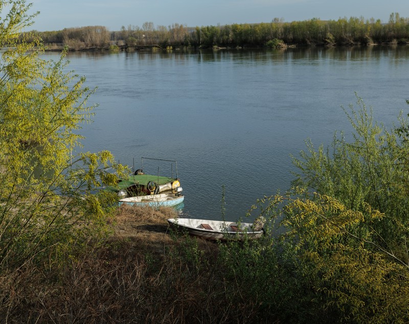 FOTOREPORTAJ. Frumusețea fără viitor a „celui mai urât oraș din România”: berzele s-au întors la Corabia, dar turiștii întârzie