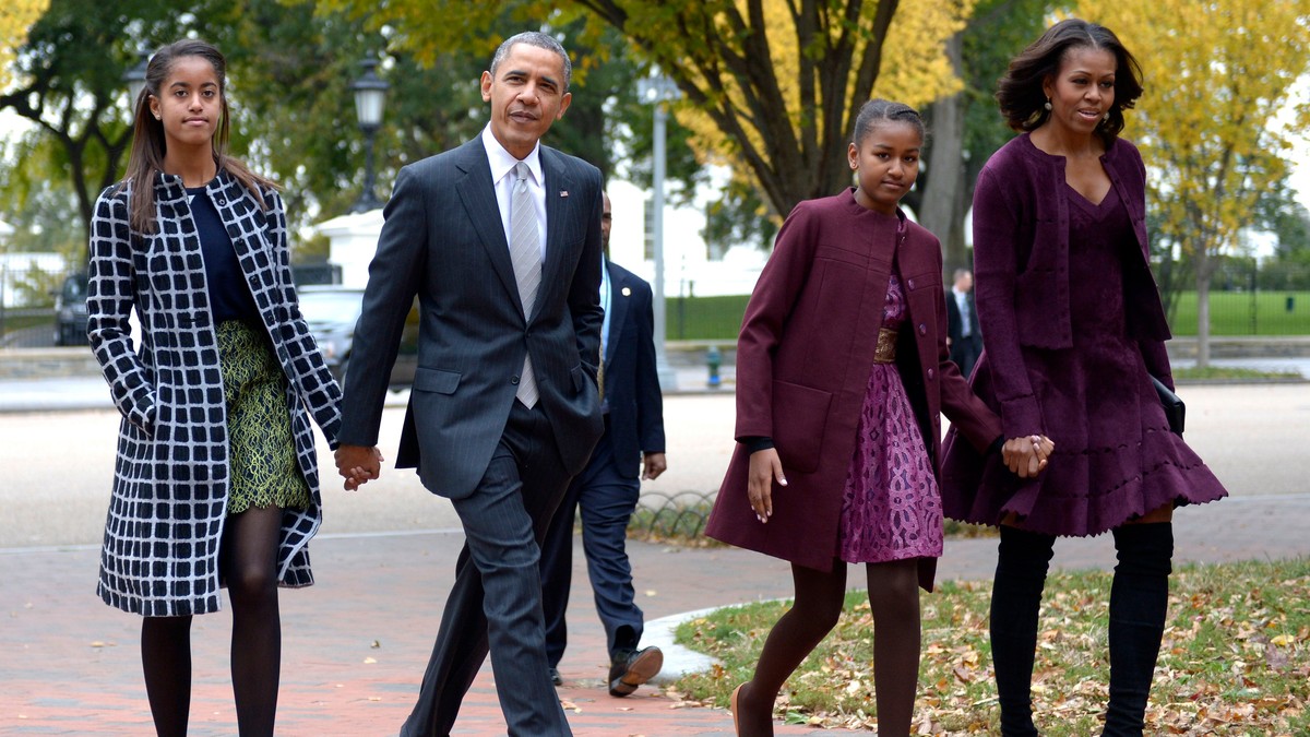 Ce frumoasă s-a făcut fata cea mică a lui Michelle și Barack Obama! Cum arată Sasha