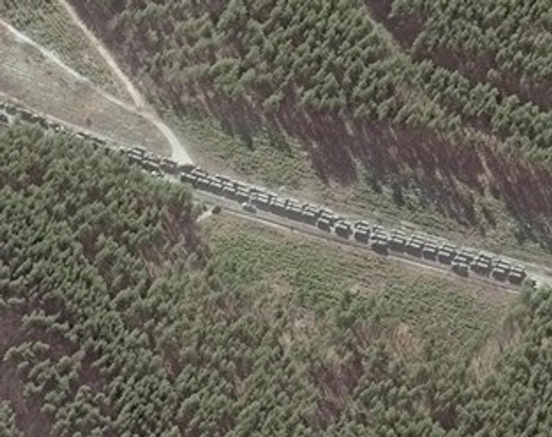 În așteptarea uriașului convoi militar rus: teama locuitorilor din Kiev, văzută prin ochii BBC