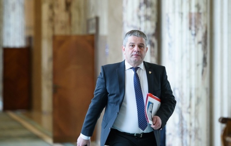 Primele 900 de flacoane de imunoglobulină ajung în România în noiembrie, alte 3.000 în ianuarie