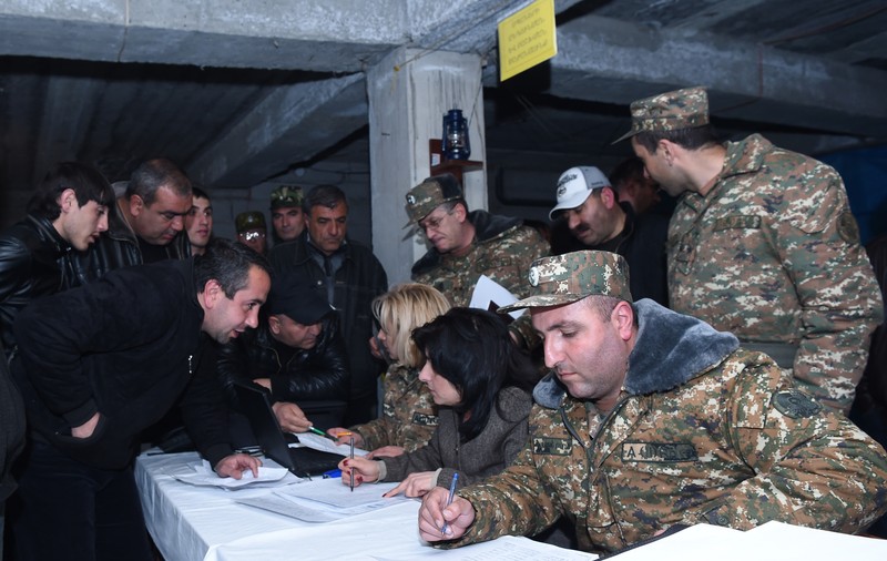 Azerbaidjanul cere Armeniei să se retragă din Nagorno-Karabakh: ”Dacă nu vor să moară...”