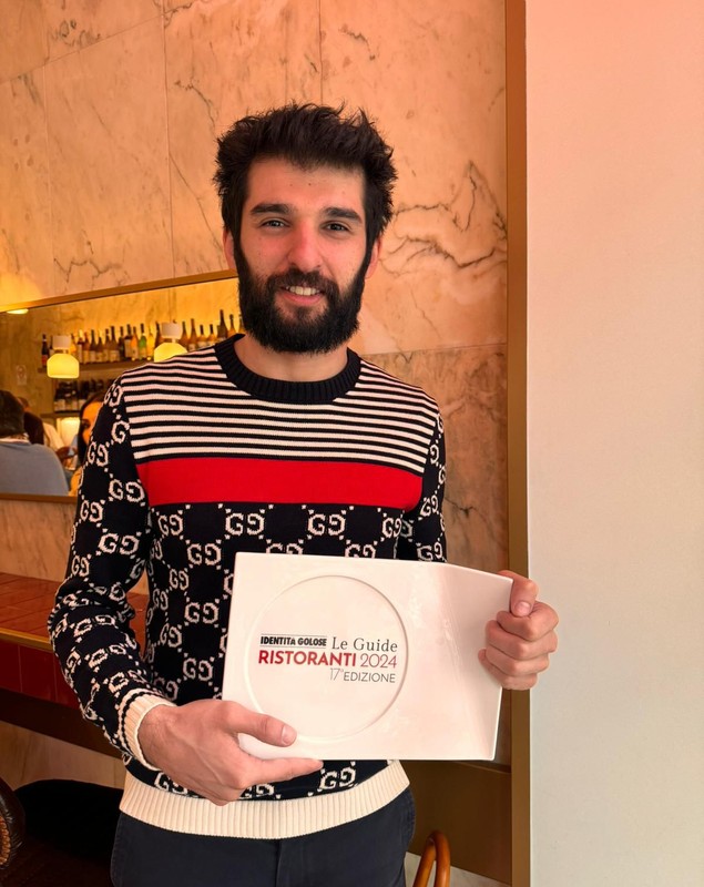 Succes pentru Richard Abou Zaki în Italia. Ce premiu a primit juratul de la „Chefi la cuțite” la o gală dedicată excelenței în gastronomie