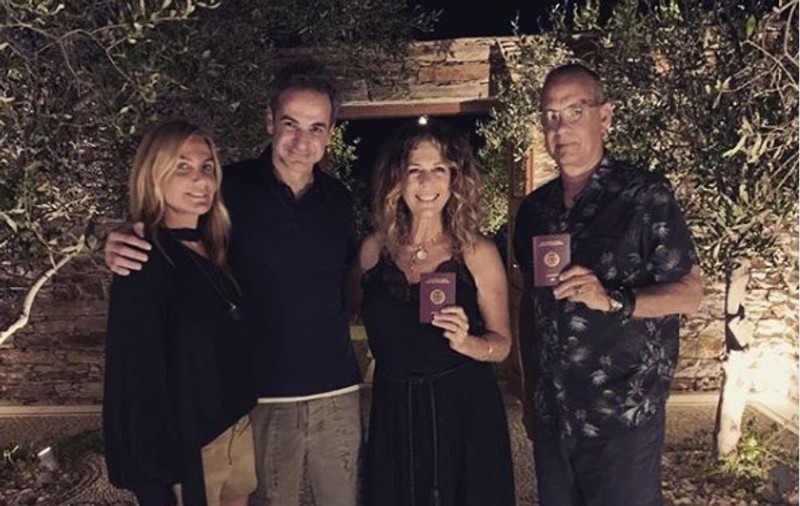 Premierul elen și soția sa s-au întâlnit cu doi cetățeni greci celebri: Tom Hanks și soția acestuia, Rita Wilson