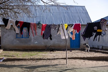 O curte din Butimanu unde nu s-au făcut anchete sociale