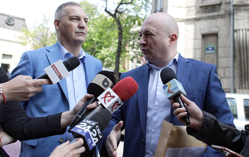 OPINIE | „Banul public se justifică, nu se discută”. PAH, despre indignarea lui Codrin Ștefănescu, după ce a fost chemat la DNA să explice cum a cheltuit PSD banii din subvenții de la stat