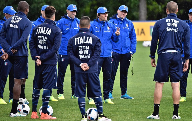 Euro 2016. Antonio Conte a anunțat un lot lărgit de 30 de jucători. Nu lipsește Gigi Buffon