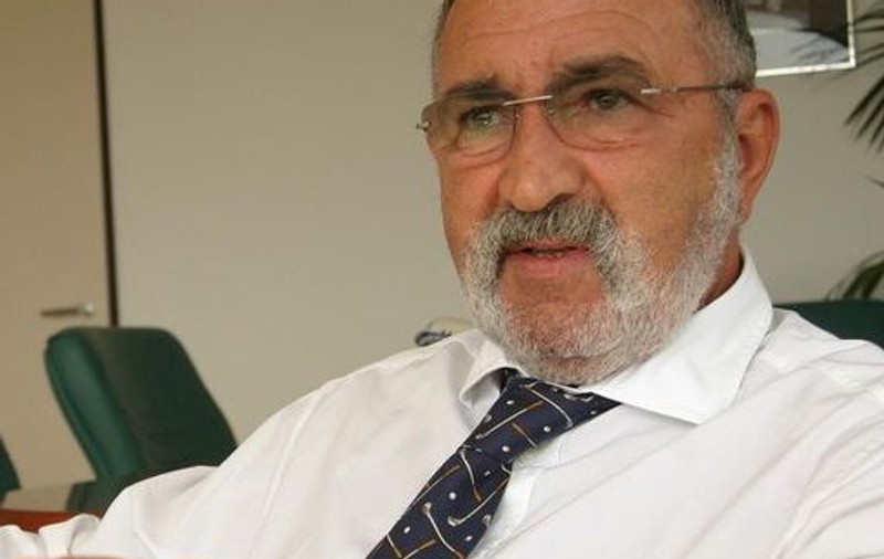 Ţiriac: ”Băncile riscă să rămână fără banii împrumutaţi”