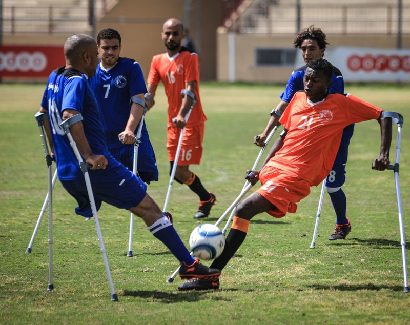 Bărbații din Gaza cu picioarele amputate își caută alinarea în fotbal | GALERIE FOTO