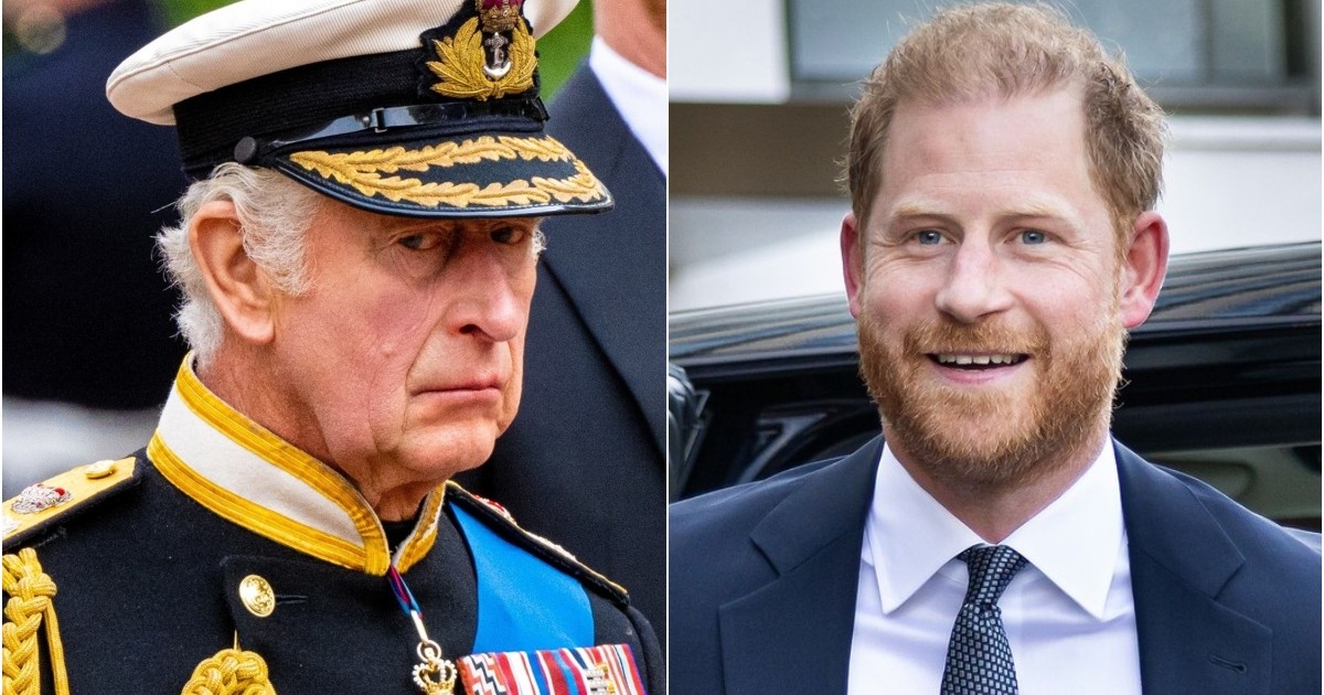 Colaj cu Regele Charles si printul Harry, Charles al III-lea in stanga, in uniforma militara, cu cascheta alba cu cozoroc negru, medalii si epoleti, printul Harry in dreapta, surprins in timp ce zambeste, cu un costum si cravata gri, cămasă alba