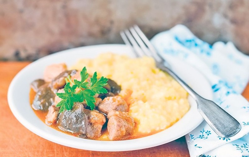 Reţetele bunicii: Tochitură dobrogeană