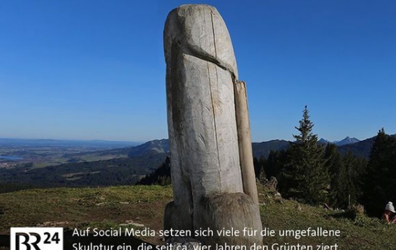 Anchetă în Germania, după un furt inedit: un falus uriaș din lemn instalat pe un munte a dispărut