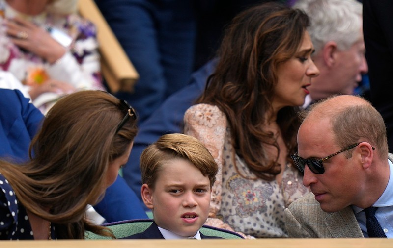 Prințul George al Marii Britanii, în centrul atenției la Wimbledon. Ducesa Kate și prințul William au stat în permanență cu ochii pe el