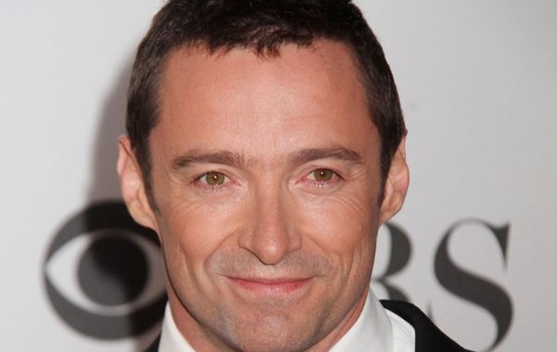 Hugh Jackman: "Mama m-a abandonat la opt ani dar nu a fost vina ei"