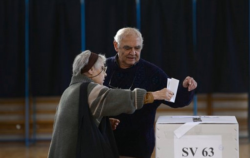 Incidente la referendumul pentru familie. Au fost înregistrate aproape 30 de sesizări în prima parte a zilei