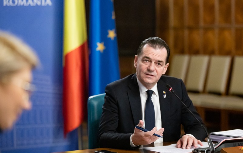 Părinţii vor putea sta cu copiii acasă şi în perioada vacanţei de Paşte. Guvernul a prelungit perioada în care se plătesc zilele libere