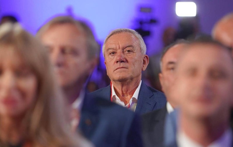 Un lider PSD crede că partidul este „setat pe autodistrugere” și consideră că „singura variantă de premier este Ilie Bolojan”