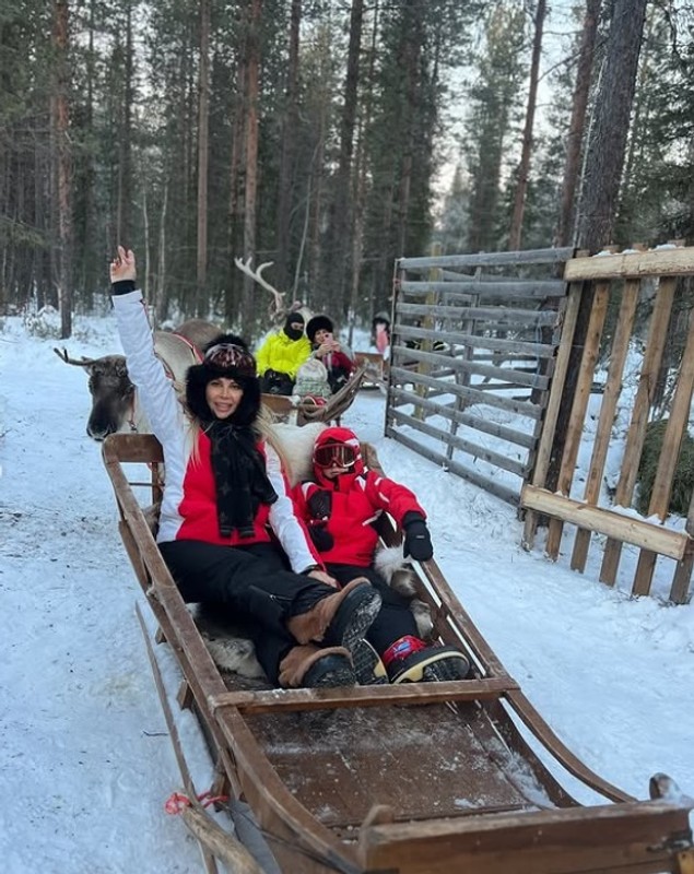 Motivul pentru care Andreea Bănică și Lucian Mitrea nu au luat-o în vacanța în Laponia și pe fiica lor. Sofia are 14 ani