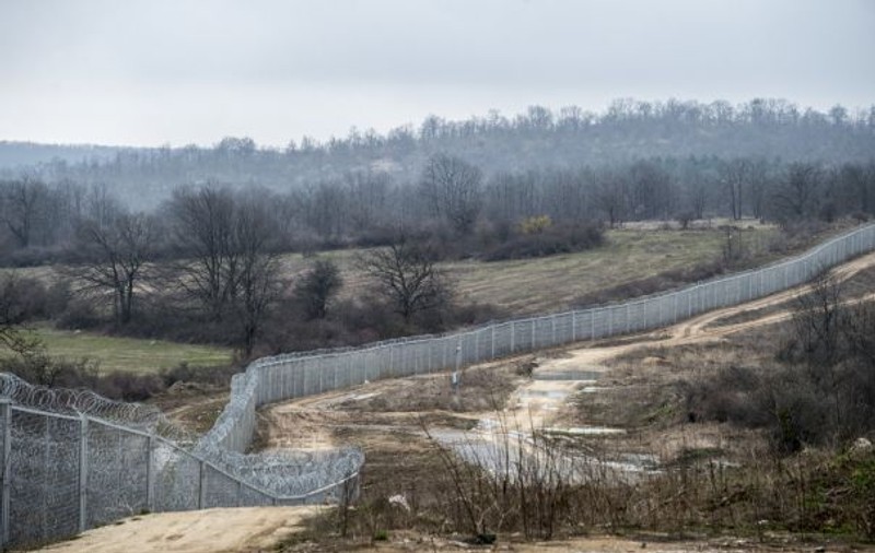A APĂRUT la granița dintre Ungaria și Serbia! Ministerul Apărării de la Budapesta a făcut ANUNȚUL