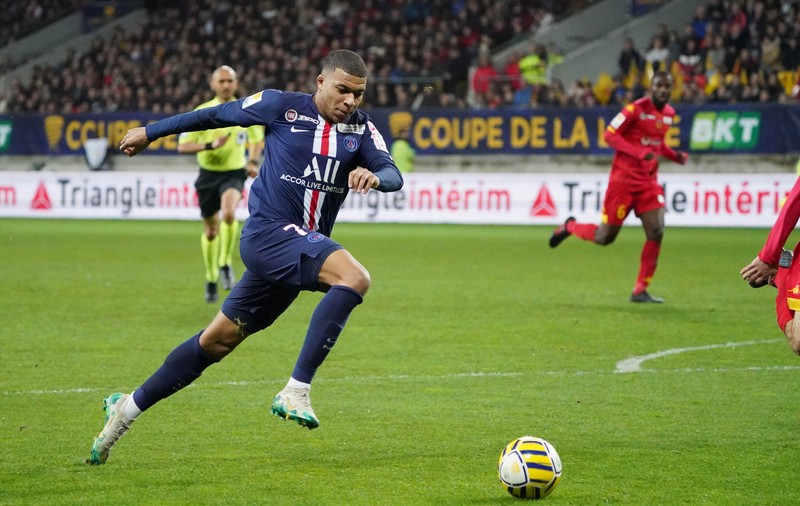 Kylian Mbappe este cel mai scump fotbalist din lume. Suma exorbitantă la care este cotat jucătorul de la PSG