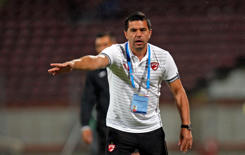 Cosmin Contra a fost ales de FRF să ducă România la turneul final din 2020. Îi place Euro: a fost la trei competiții continentale!