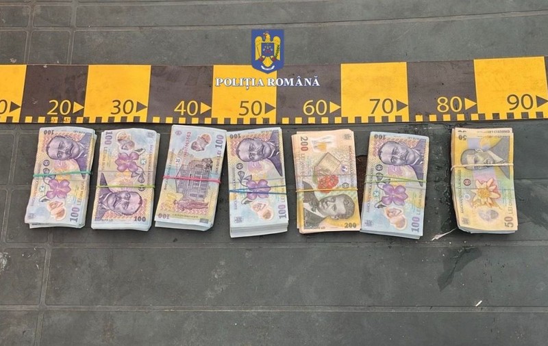 Cum a rămas fără 30.000 de euro un bărbat de 81 de ani din Târgu Mureș care voia să scape de șoareci