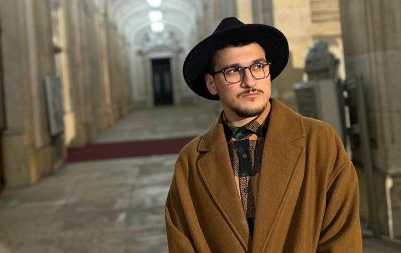 N-are nicio zi la catedră, dar și-a făcut o afacere cu meditații. „Mulți elevi vin de la profesori care ori nu predau, ori predau mult și prost”
