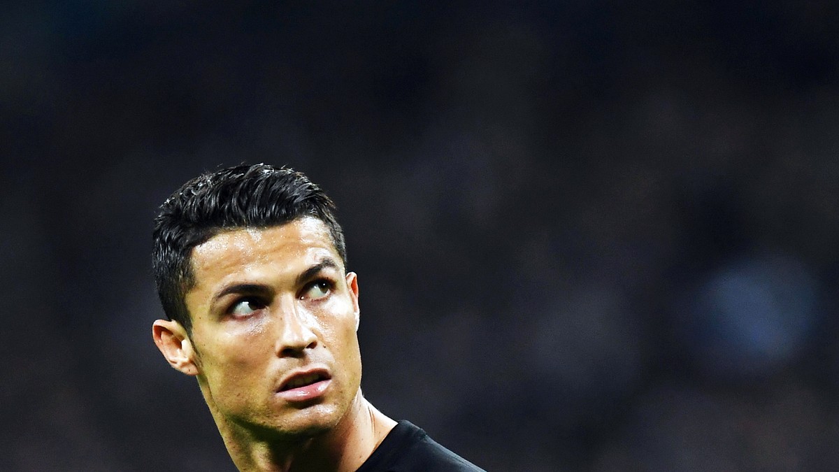 Cristiano Ronaldo este căutat de poliție. Fotbalistul acuzat de viol, obligat să dea o probă ADN