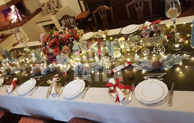 Ce mănâncă familia regală de Crăciun și cum arată bradul împodobit la castelul de la Săvârşin