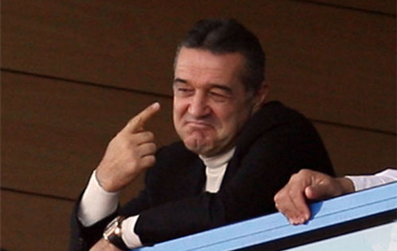 Becali ameninţă: "Voi lăsa cât pot baza Steaua în paragină"
