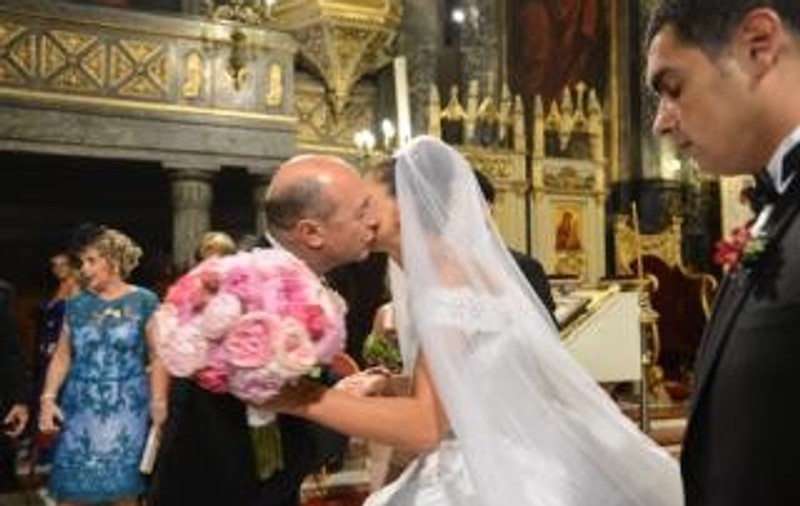 NUNTA ELENEI BĂSESCU, văzută din INTIMITATEA MIRESEI! FOTO
