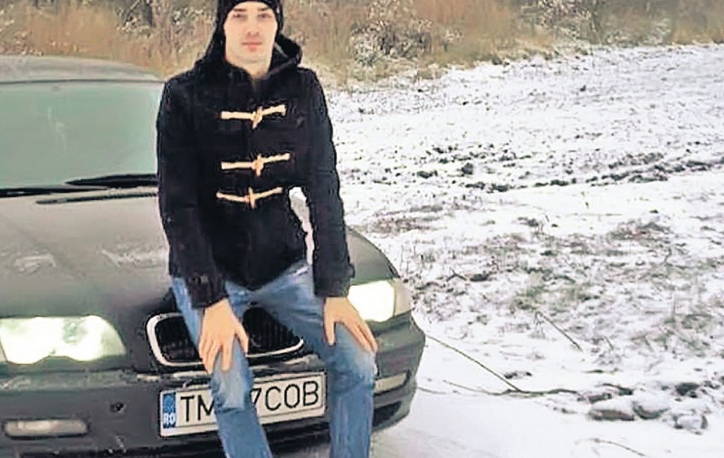 A alergat după moarte | Un tânăr din Timiș a murit în accident, după ce a fost oprit de poliție