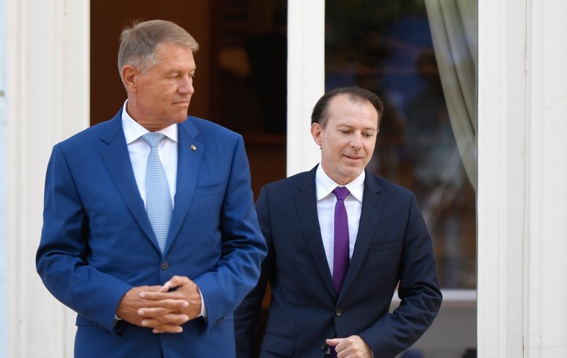 Klaus Iohannis merge la Congresul PNL: „Florin Cîţu nu are motive să demisioneze sau să fie demis”