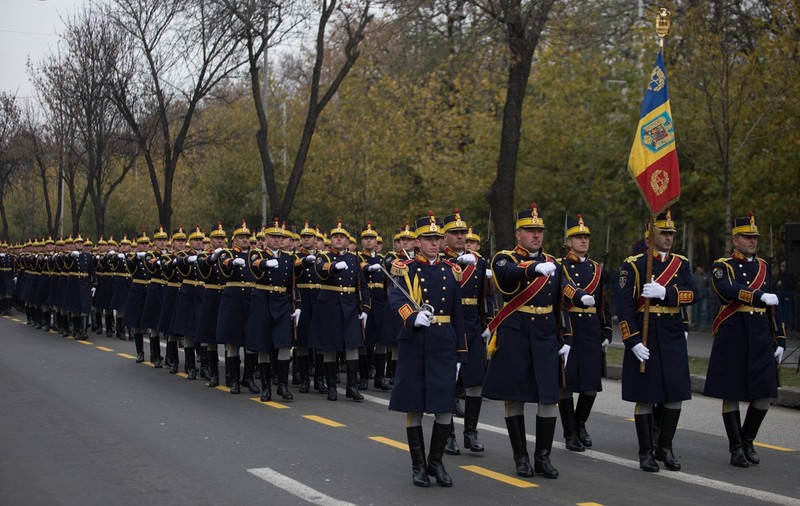 Ziua Naţională a României. Marea Unire este sărbătorită cu parade militare și spectacole, în toată țara
