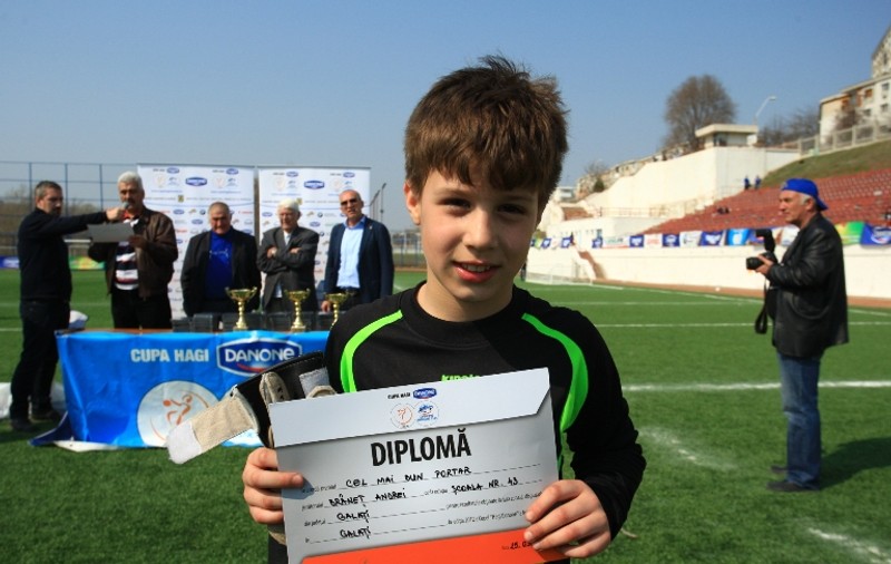 Andrei Brăneţ calcă apăsat pe urmele tatălui
