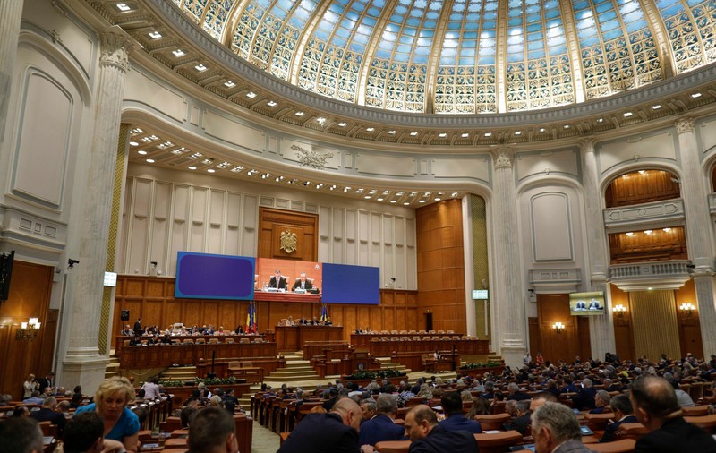 855 de foști parlamentari primesc pensie specială. Câte dosare s-au aprobat în ultimul an EXCLUSIV  