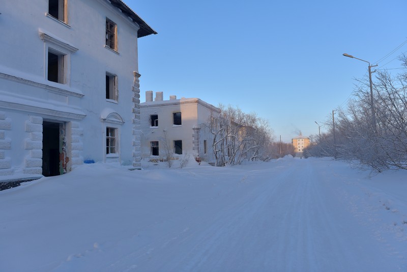 Clădirile abandonate din Vorkuta, acoperite de zăpadă în nordul extrem al Rusiei | Foto: 123rf.com
