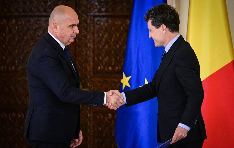 Delegațiile partidelor care merg la consultările cu Nicușor Dan pentru noul premier. Bolojan nu a chemat un prim-vicepreședinte, de la PSD nu vin trei