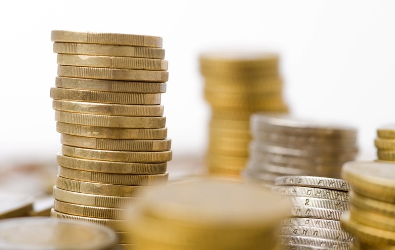 A plătit o taxă de 3.000 de dolari cu 5 roabe de monede. Răzbunarea unui american | FOTO & VIDEO